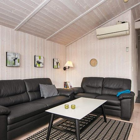 Three-Bedroom Holiday Home In Juelsminde 18 Sonderby  Kültér fotó