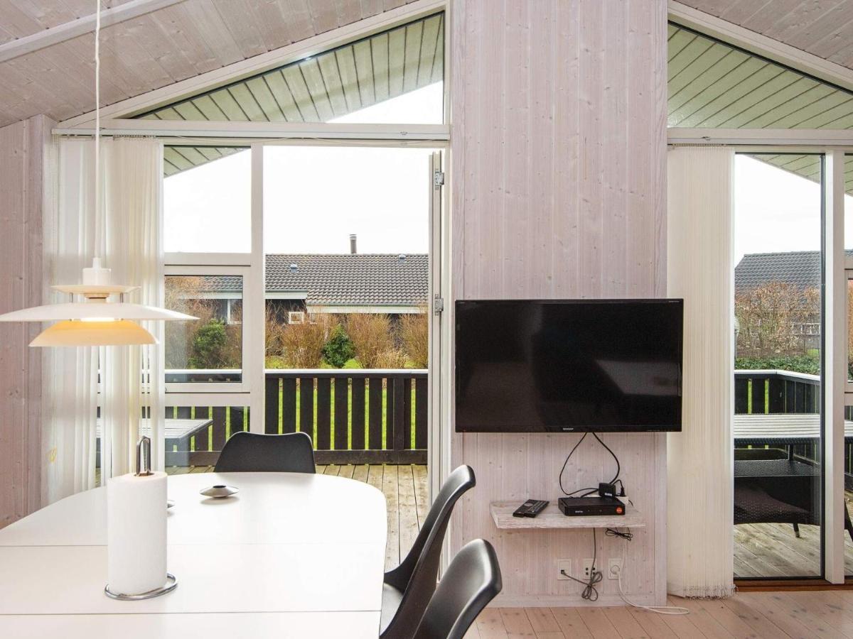 Three-Bedroom Holiday Home In Juelsminde 18 Sonderby  Kültér fotó
