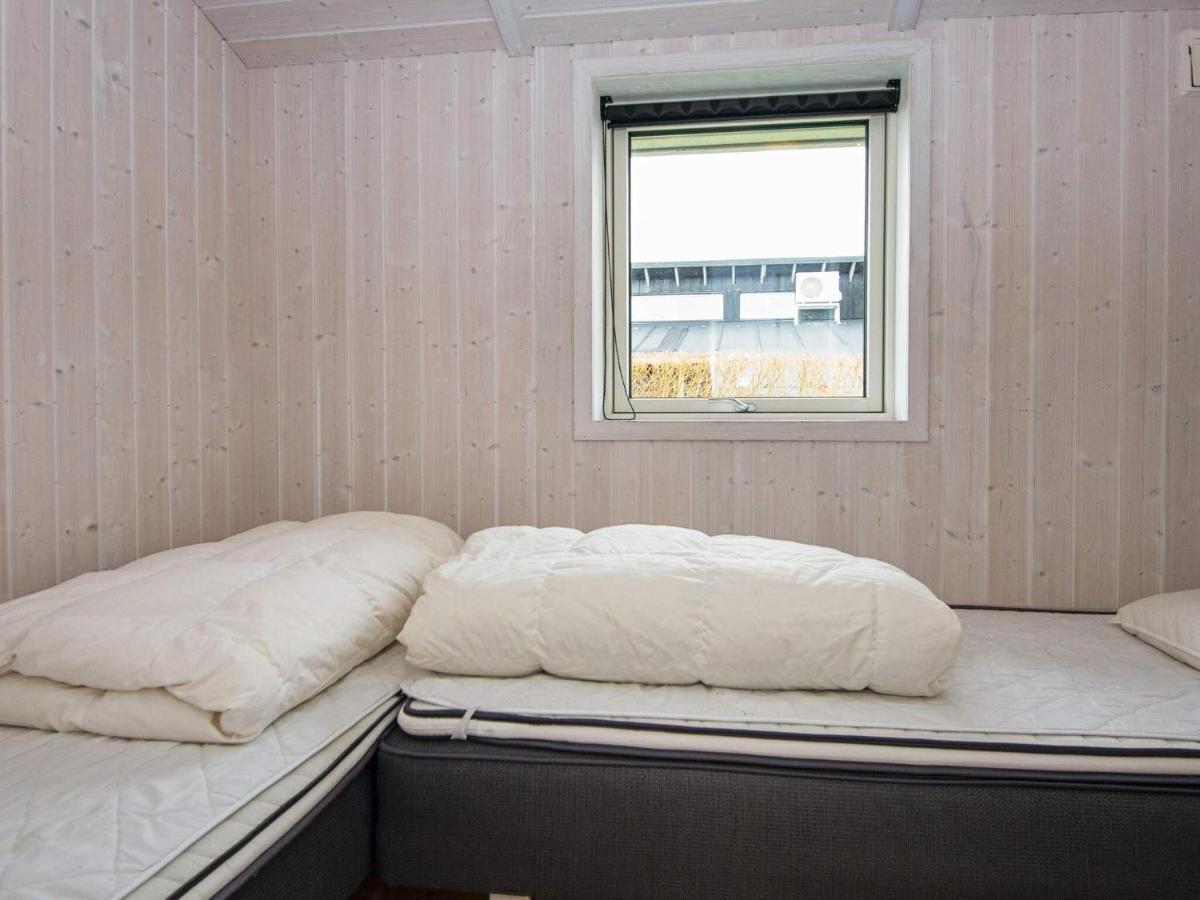 Three-Bedroom Holiday Home In Juelsminde 18 Sonderby  Kültér fotó